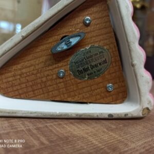 Alternative view of Μουσικό κουτί του '79