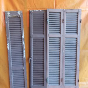 Alternative view of Ξύλινα παλιά παντζούρια