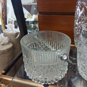 Alternative view of Γυάλινη παγοθήκη