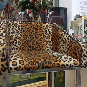 Leopard ψηλό σκαμπό με σιδερένια πόδια