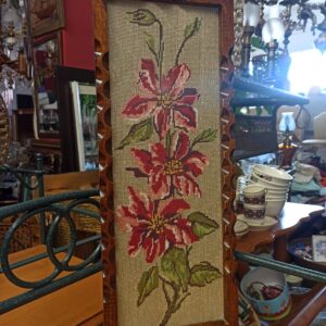 Ξύλινο σκαλιστό κέντημα