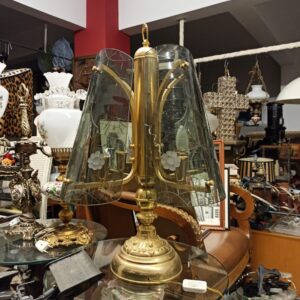 Μεγάλο φωτιστικό κρεβατοκάμαρας