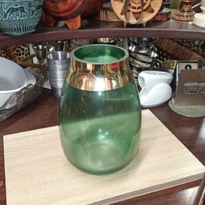 Alternative view of Πράσινο βάζο με χρυσό χείλος Υ24χΔ12εκ