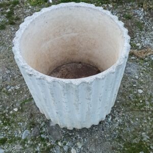 Alternative view of Τσιμεντένια στρόγγυλη γλάστρα 1τμχ Υ33Διάμετρος23εκ