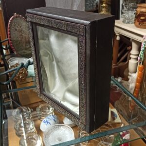 Ξύλινο κουτί για μπιζού