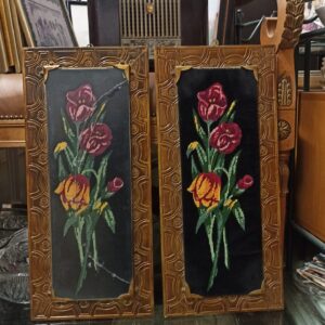 Πινακάκια με κέντημα και σκαλιστό κάδρο 2τμχ