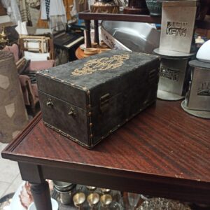 Alternative view of Μικρή ξύλινη θήκη με διακοσμητικά λουλούδια 1τμχ Μ29χΠ16χΥ13εκ