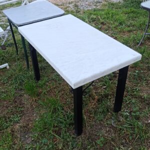 Μαρμάρινο τραπέζι με σιδερένια πόδια 1τμχ