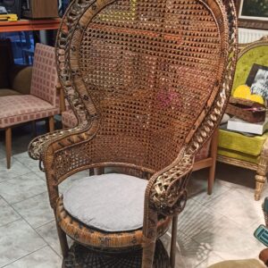 Alternative view of Εμμανουέλα